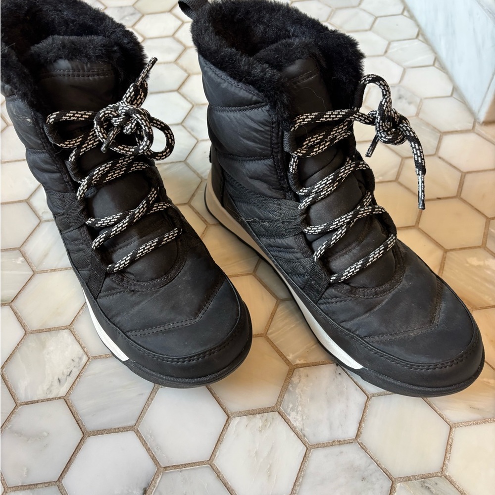 Sorel Women's Winter Boots, Sz. 7.5, Barely Worn